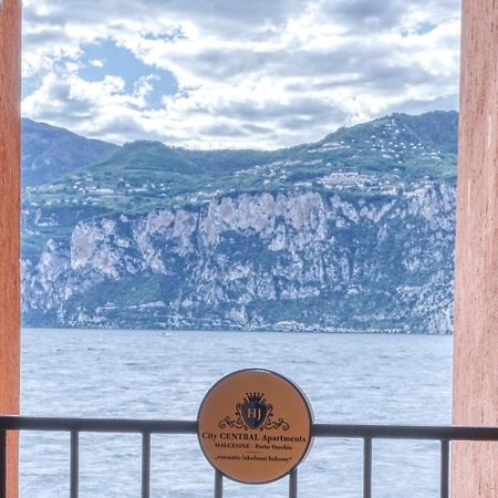 City Central Apartment Romantic Lakefront Balcony - Malcesine - Porto Vecchio 11 Екстериор снимка