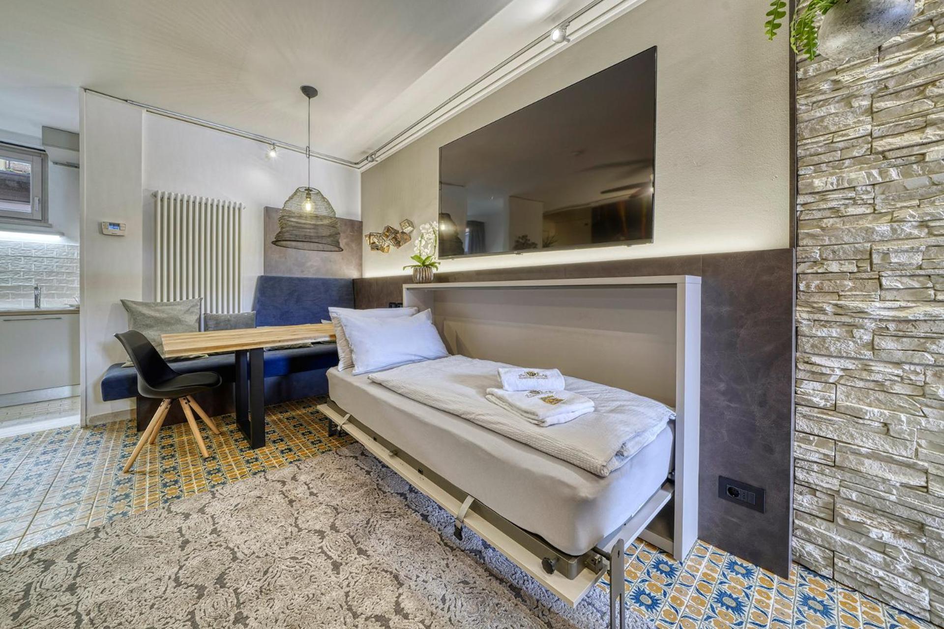 City Central Apartment Romantic Lakefront Balcony - Malcesine - Porto Vecchio 11 Екстериор снимка